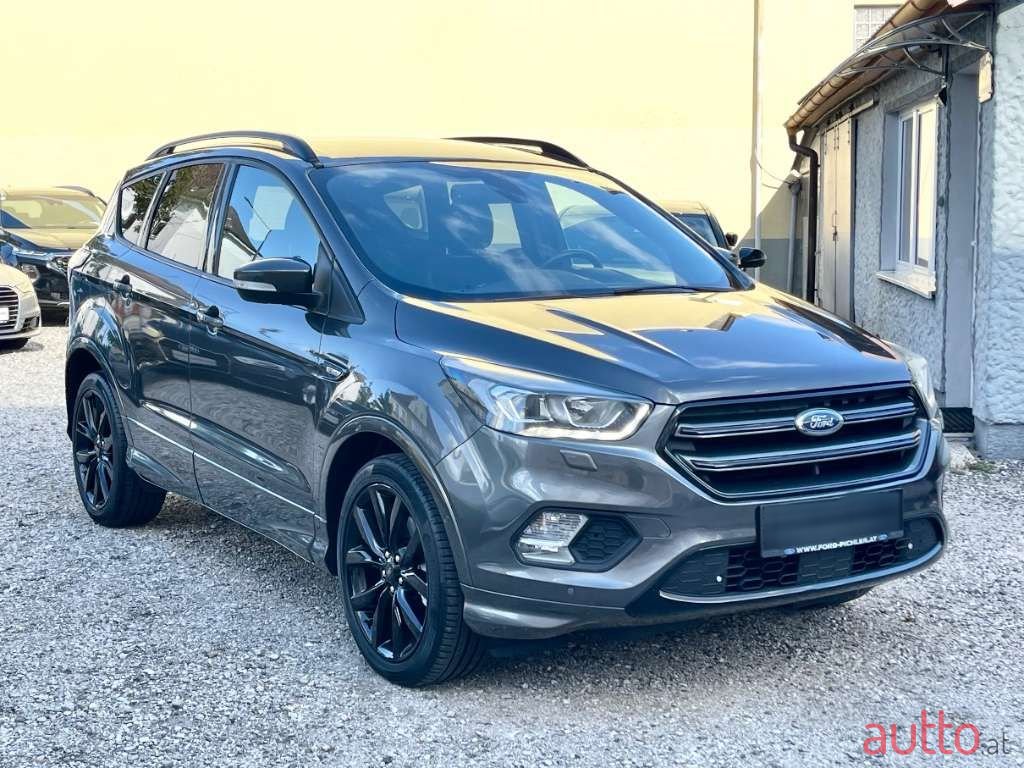 2017' Ford Kuga photo #3