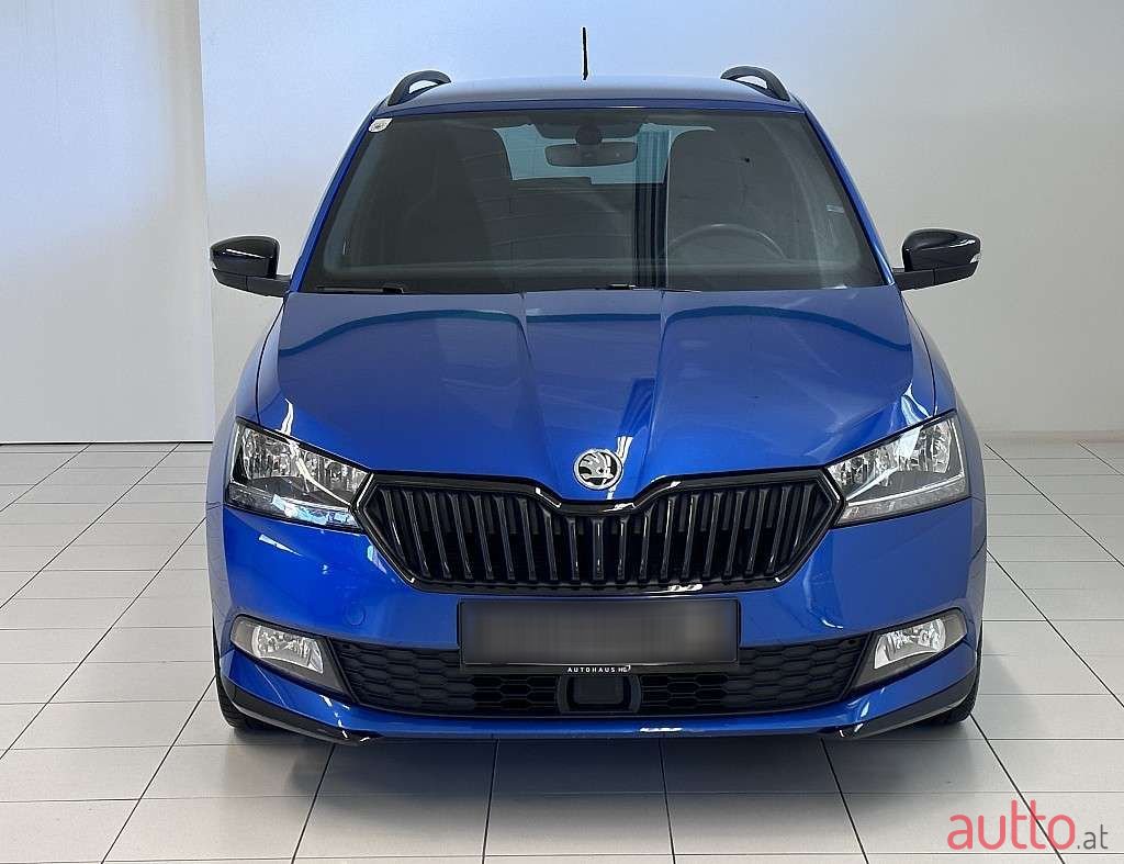 2019' Skoda Fabia photo #2