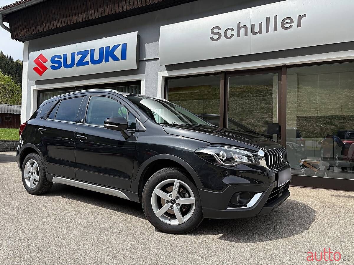 2021' Suzuki SX4 S-Cross photo #2