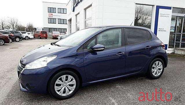 2015' Peugeot 208 photo #1