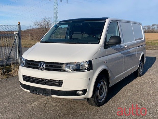 2013' Volkswagen T5 photo #1