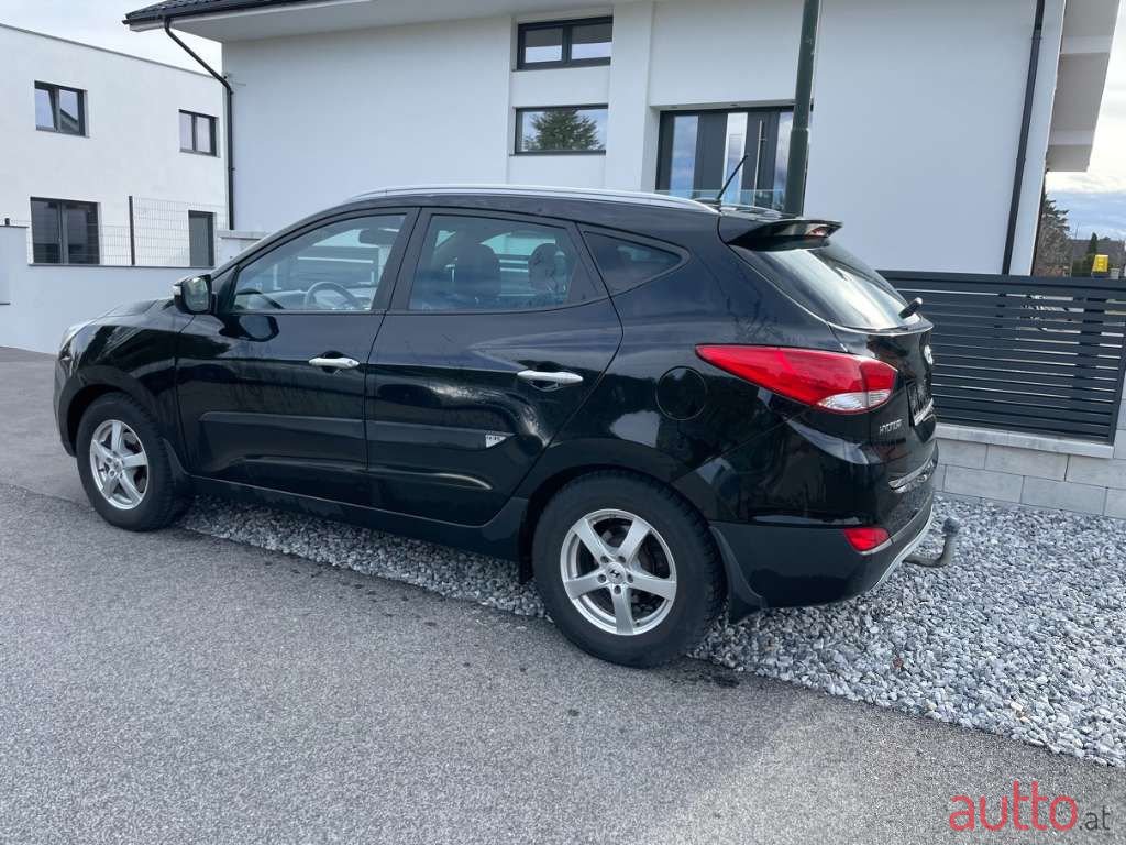 2012' Hyundai ix35 photo #2