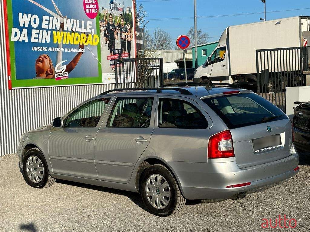 2012' Skoda Octavia photo #5