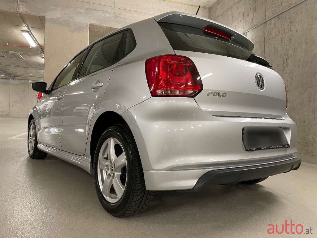 2012' Volkswagen Polo photo #4