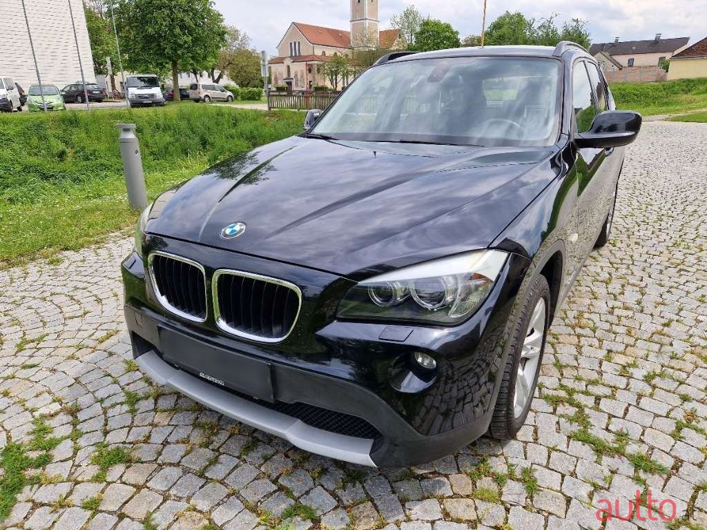 2011' BMW X1 photo #2