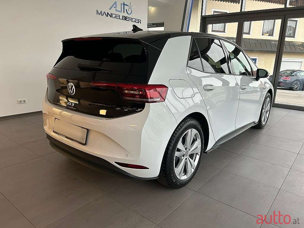 2020' Volkswagen ID.3 photo #5