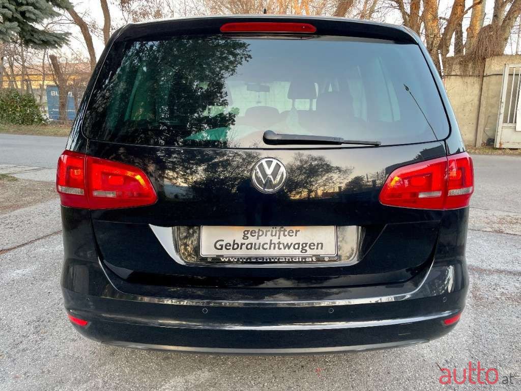 2010' Volkswagen Sharan photo #4