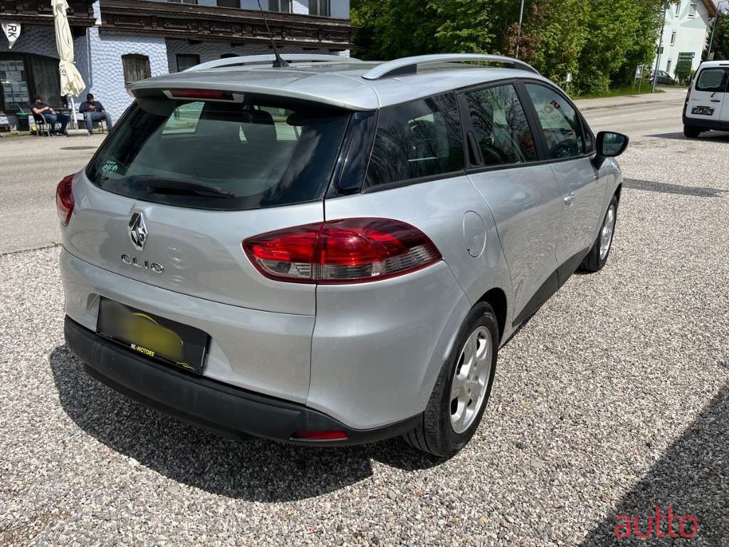 2013' Renault Clio photo #3