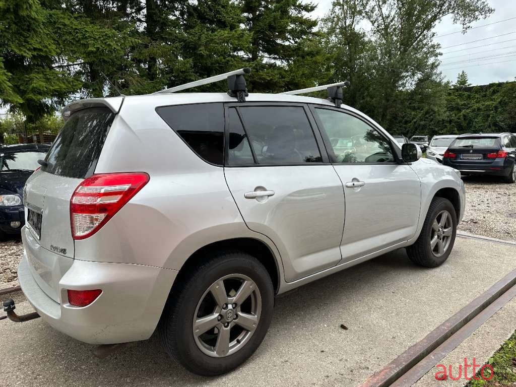 2012' Toyota RAV4 photo #4