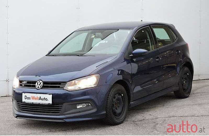 2012' Volkswagen Polo photo #1