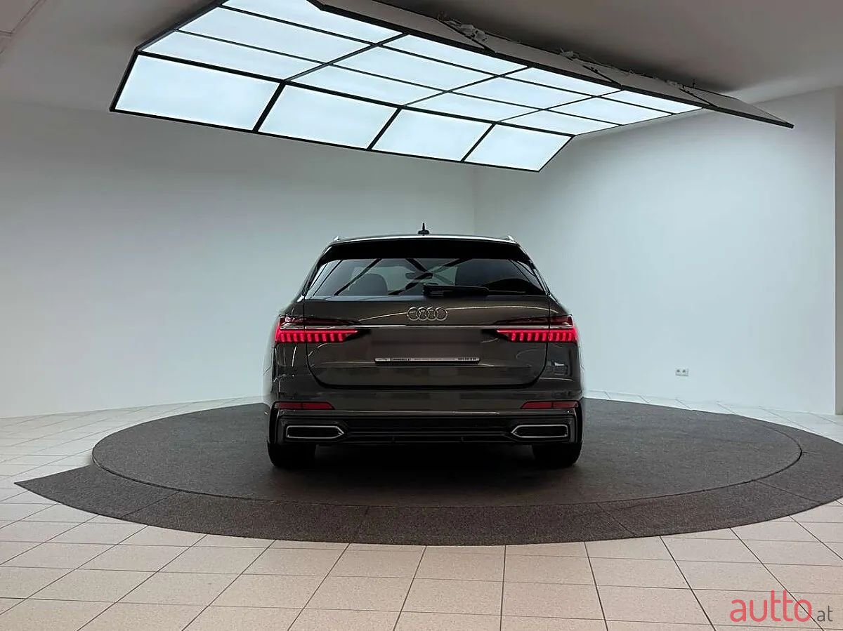 2021' Audi A6 photo #5