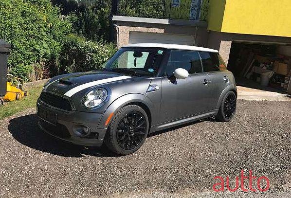 2009' MINI Cooper photo #1