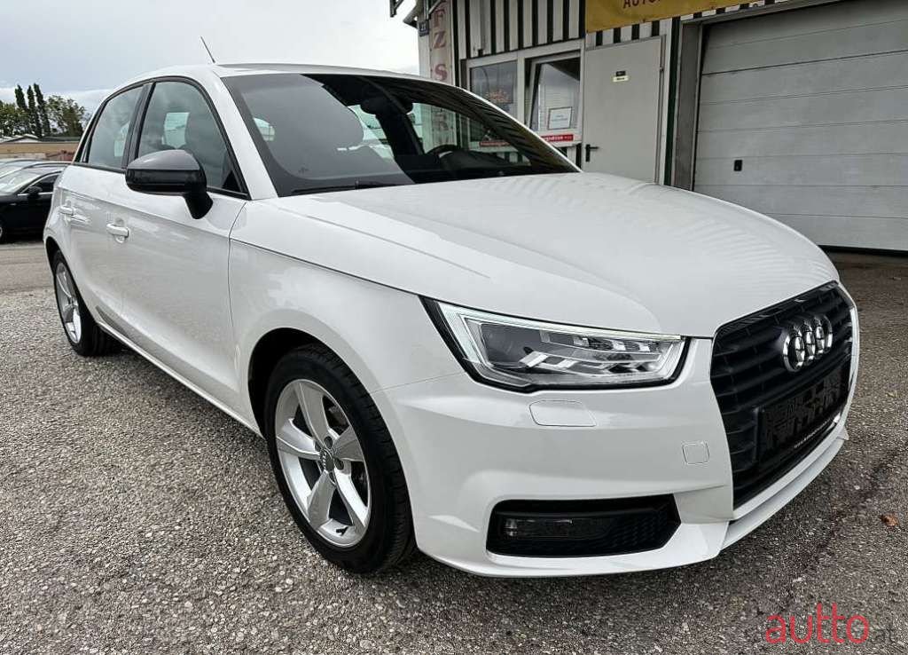 2015' Audi A1 photo #5