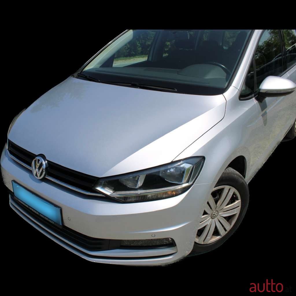 2018' Volkswagen Touran photo #6