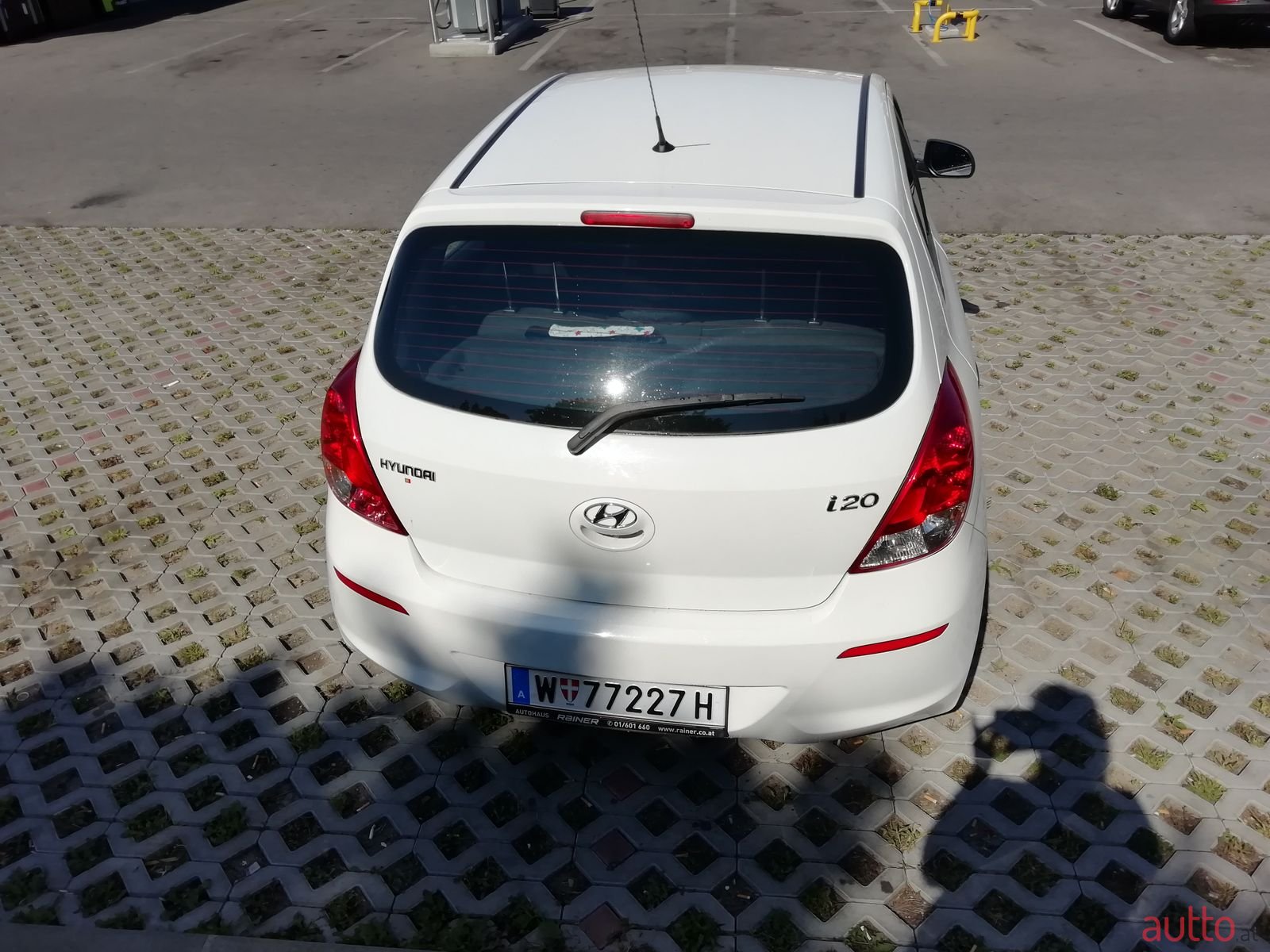 2012' Hyundai i20 photo #6