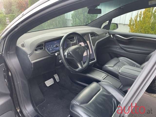 2016' Tesla Model X photo #5