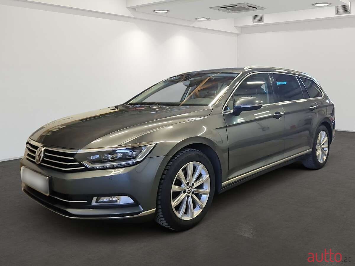 2015' Volkswagen Passat photo #1