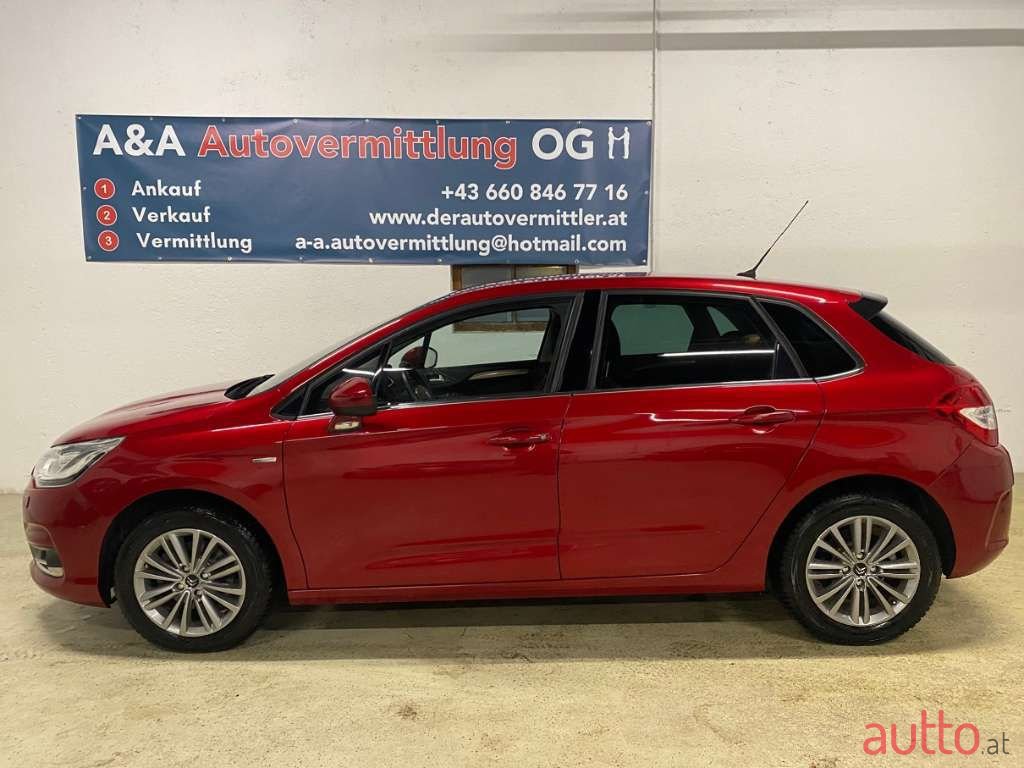 2012' Citroen C4 photo #6