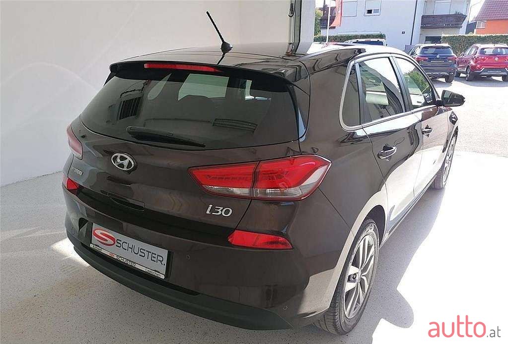 2017' Hyundai i30 photo #5