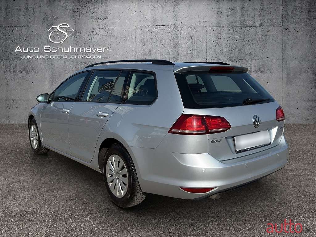 2015' Volkswagen Golf photo #4