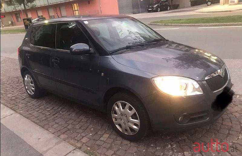 2007' Skoda Fabia photo #1