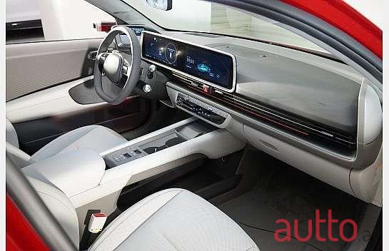 2023' Hyundai Ioniq 6 photo #3