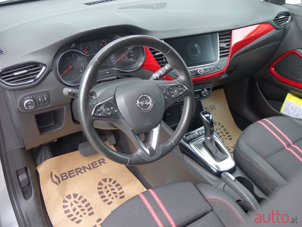 2023' Opel Crossland photo #4