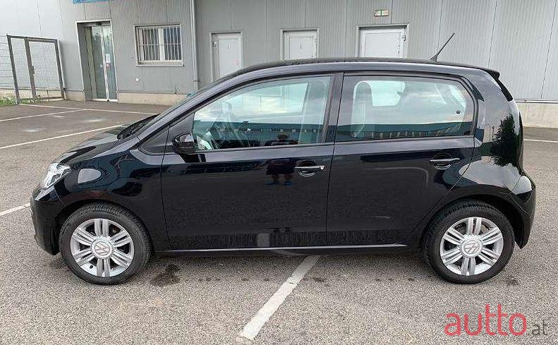 2016' Volkswagen Up21 photo #3