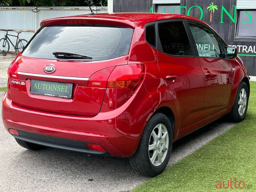 2015' Kia Venga photo #3