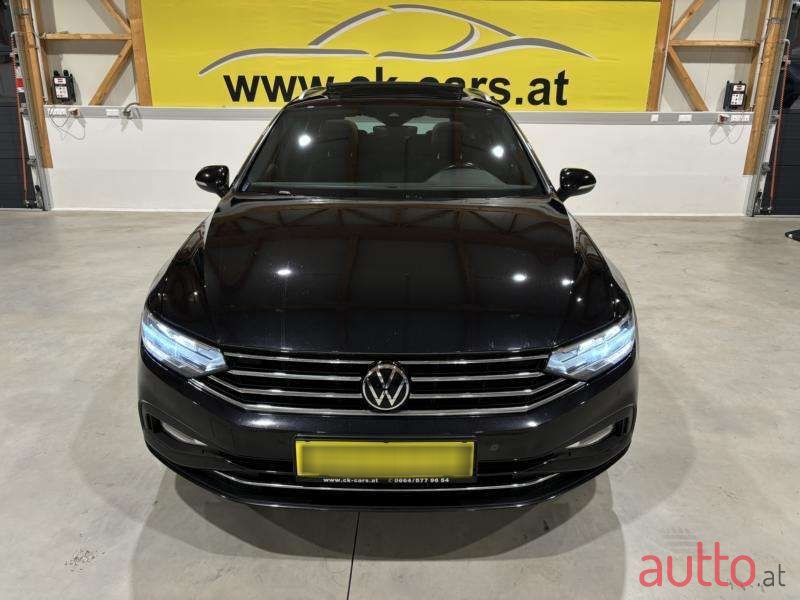 2021' Volkswagen Passat photo #6