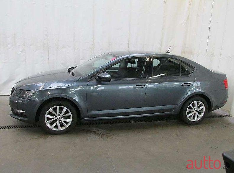 2017' Skoda Octavia photo #1