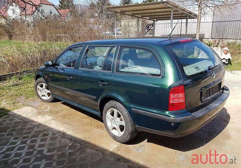 2000' Skoda Octavia photo #2