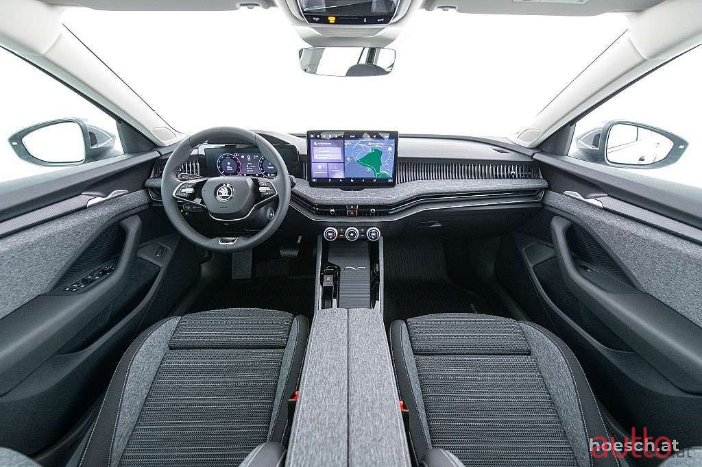 2024' Skoda Superb photo #5