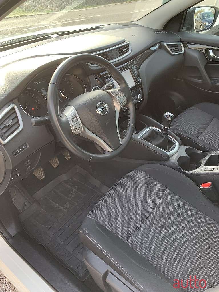 2017' Nissan Qashqai photo #6