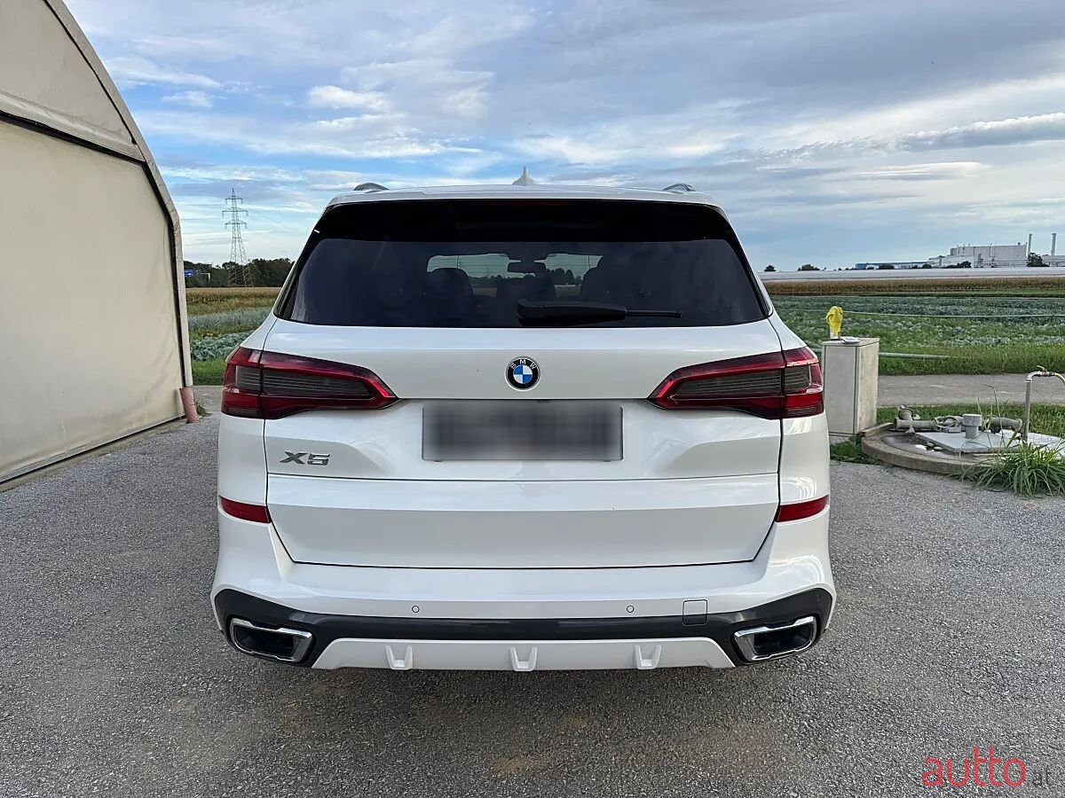 2018' BMW X5 photo #5