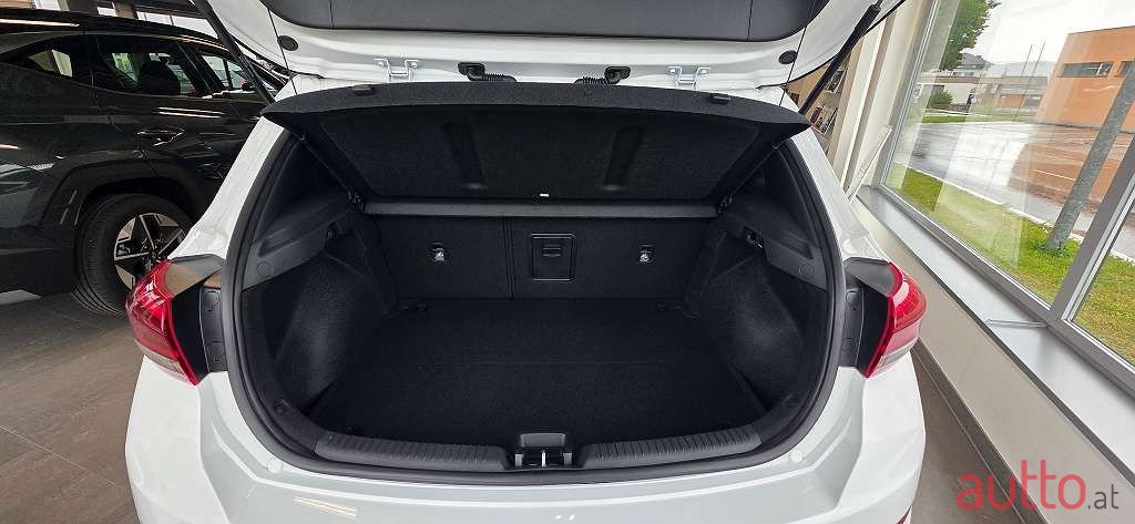 2024' Hyundai i30 photo #4