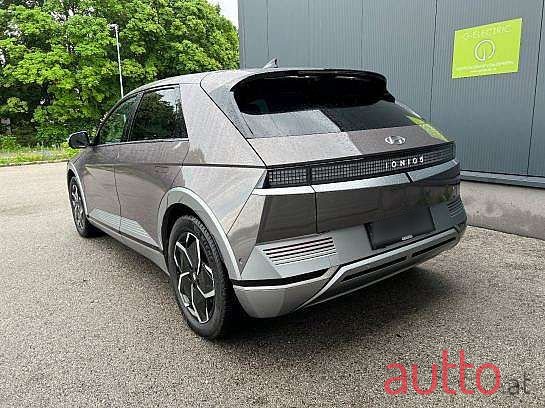 2022' Hyundai Ioniq 5 photo #3