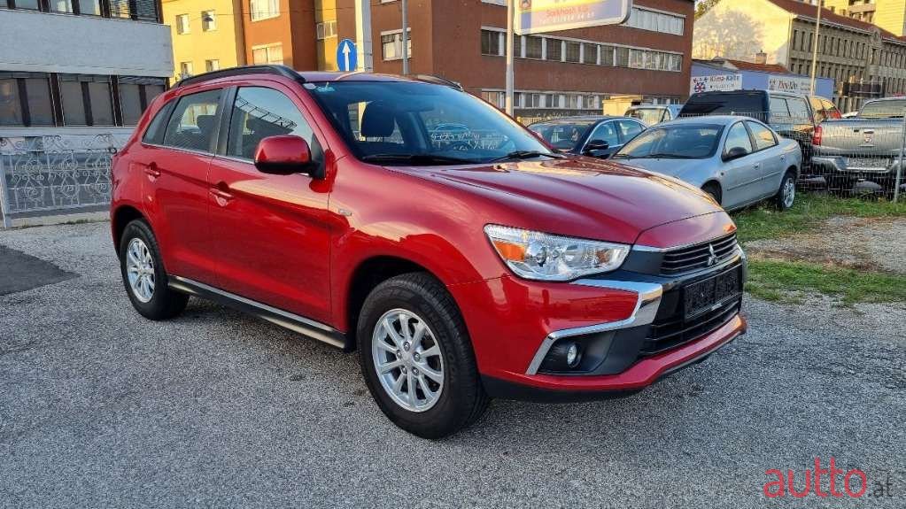 2017' Mitsubishi ASX photo #1