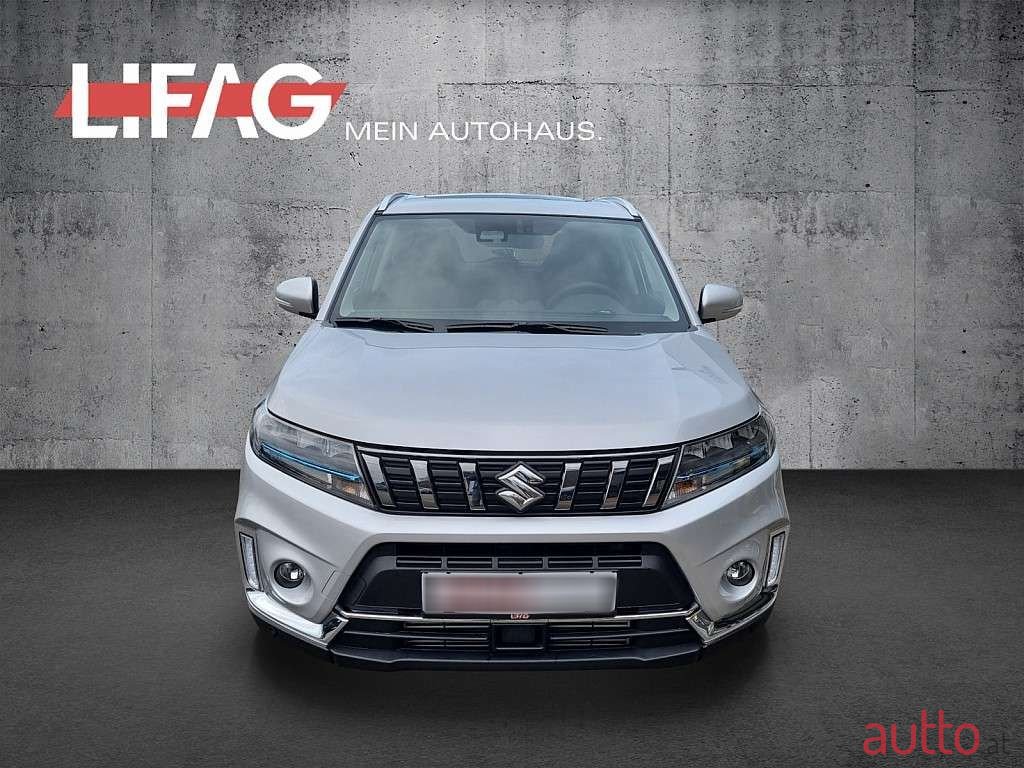 2022' Suzuki Vitara photo #3