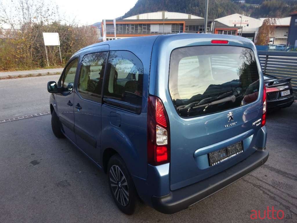 2013' Peugeot Partner photo #4