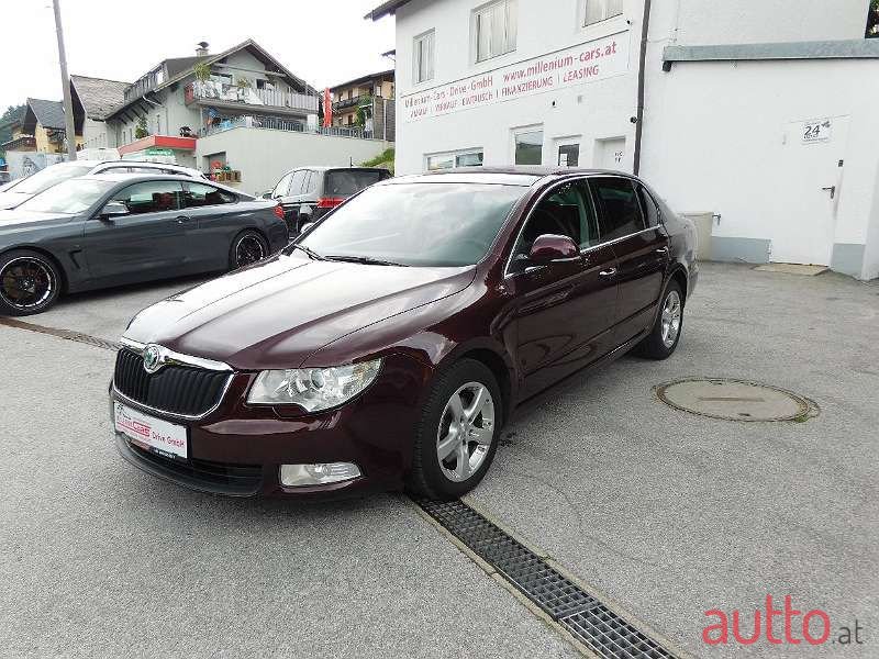 2009' Skoda Superb photo #3