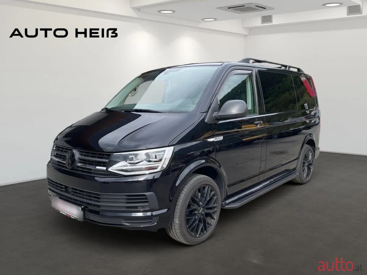 2018' Volkswagen Multivan photo #1