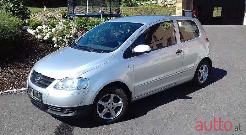 2010' Volkswagen Fox photo #1