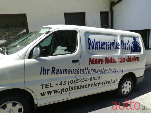 2011' Toyota photo #1