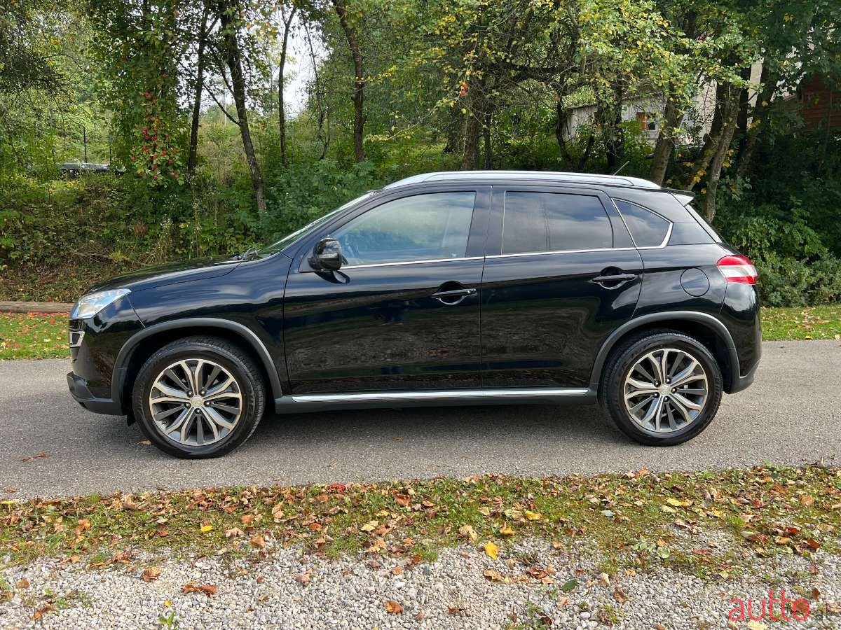 2016' Peugeot 4008 photo #3