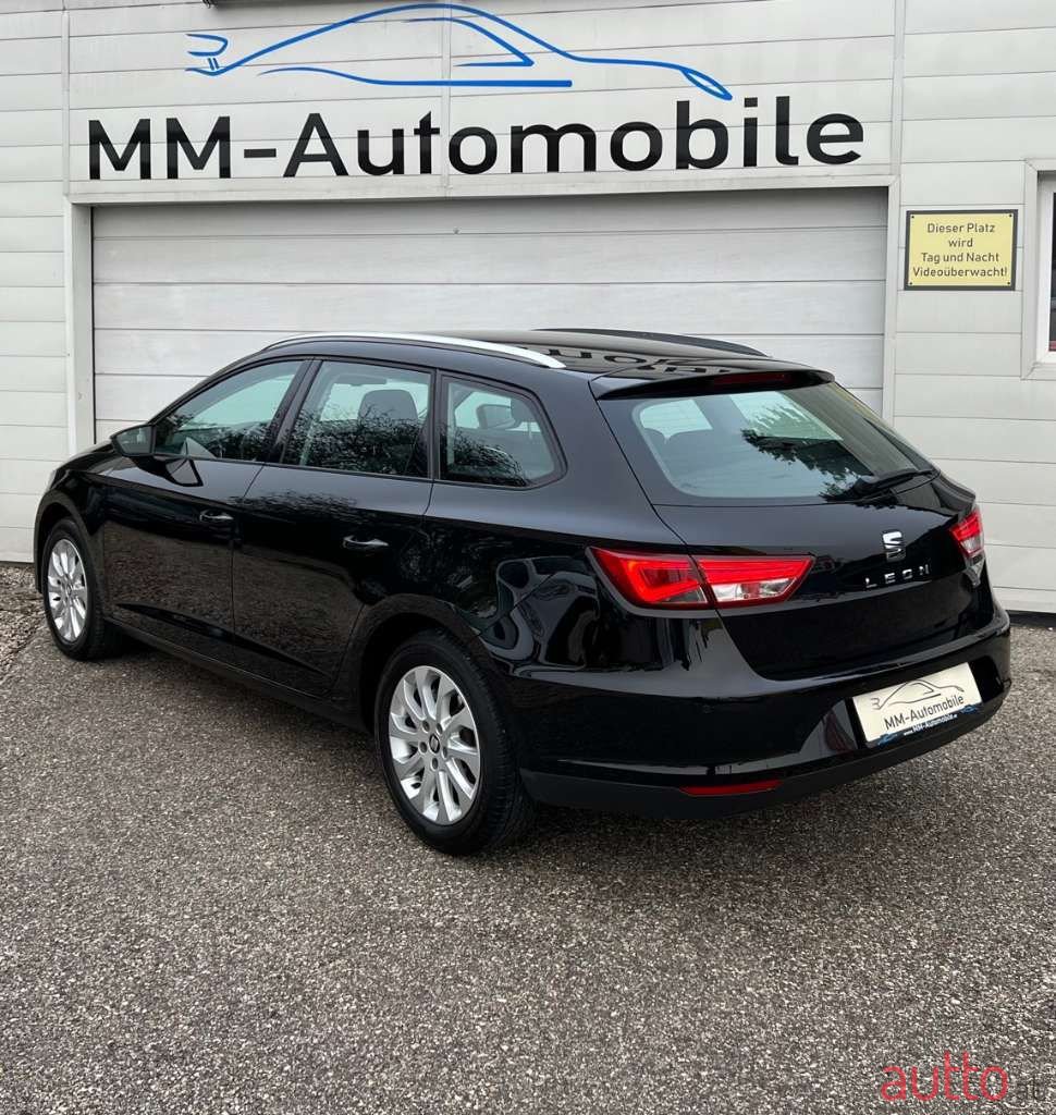 2015' SEAT Leon photo #2