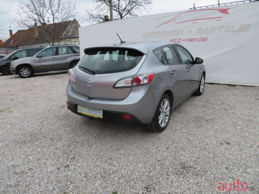 2011' Mazda Mazda3 photo #6