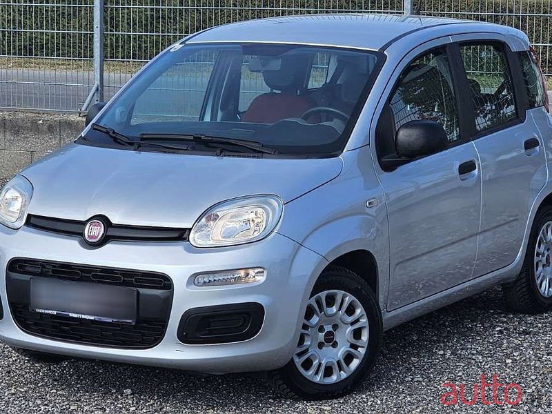 2014' Fiat Panda photo #1