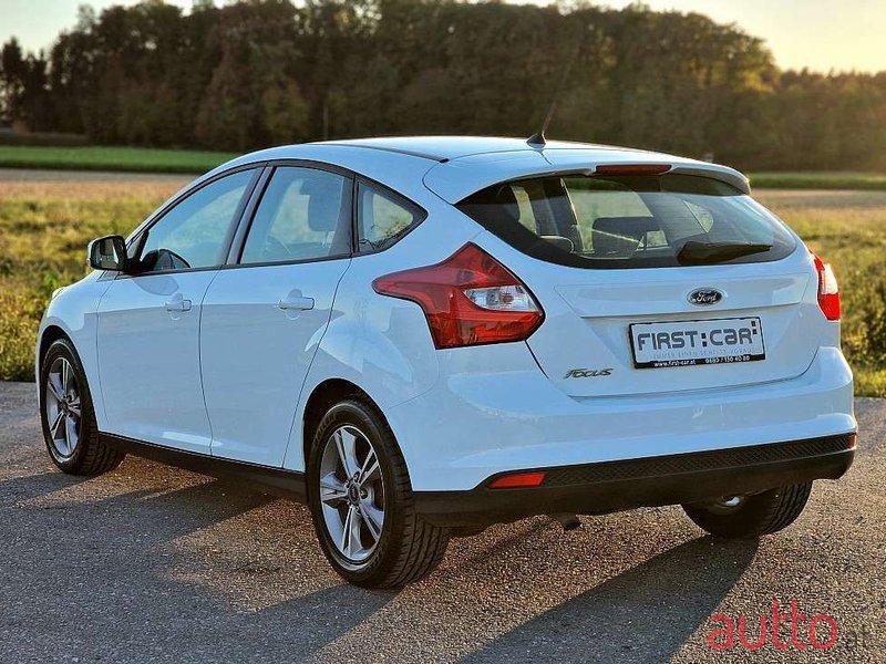 2013' Ford Focus photo #3