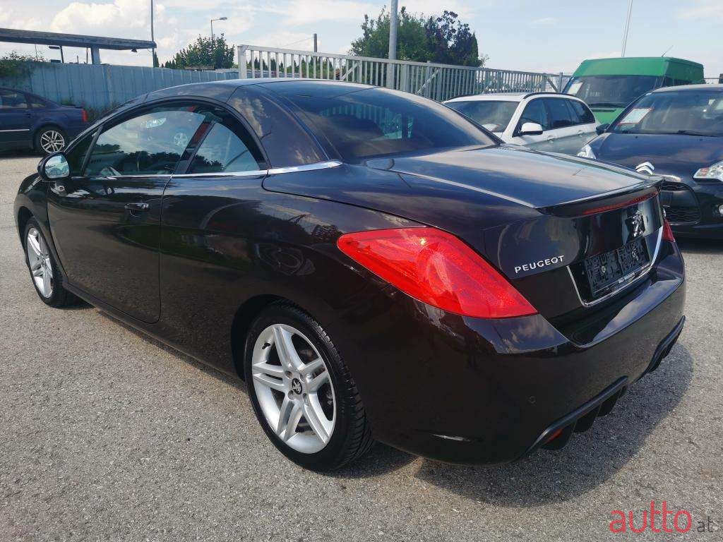 2011' Peugeot 308 photo #5